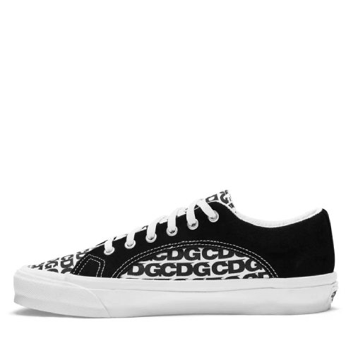 CDG-Vans-Lampin-Sneakers-Black.png